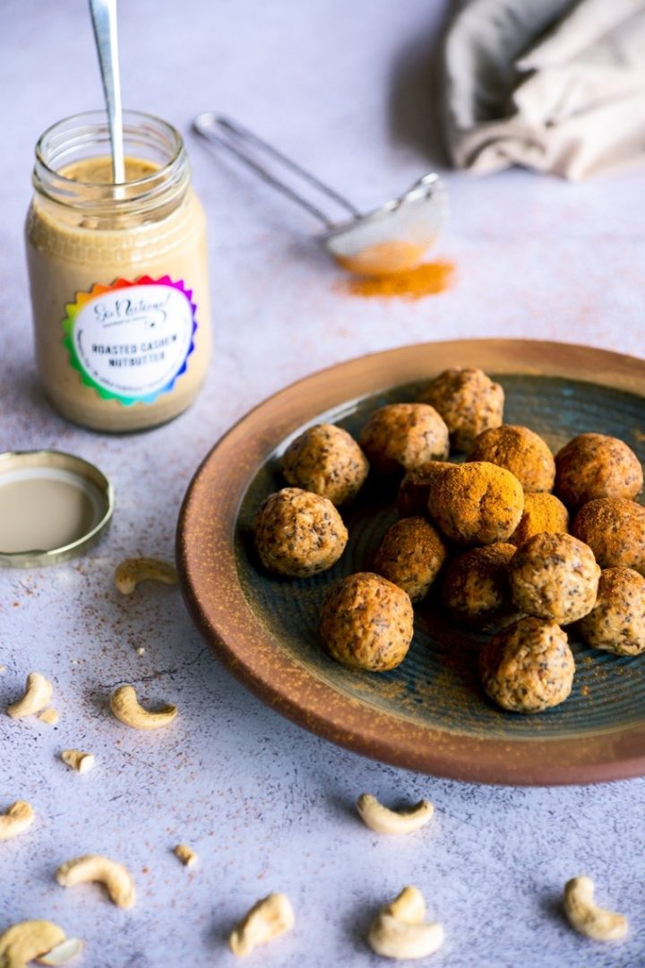 Roasted Cashew Nut Butter Protein Balls